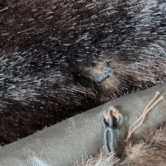 GRANDELLA II Styled By Sportowne VTG fur coat in a beautiful Dark Brown 12 - Picture 10 of 16